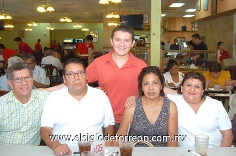 27072010 José Antonio Macías, Antonio Macías Ríos, Griselda Ríos,Andrés Triana y Juana María Sarmiento.