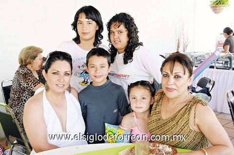 28072010 Gaby, Juan Pablo, Vanessa, Greta, Wendy y Lizeth.