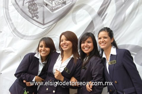 29072010 Brenda Muñoz, Claudia Cerda, Jacqueline Bueno y Viridiana Alonso.