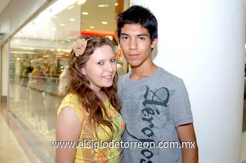 30072010 Vianey Valdés y Lalo Berlanga.