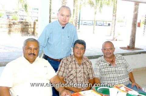 30072010 Pedro Montoya, Dagoberto Román, Ricardo Marcos y Raymundo Galván.