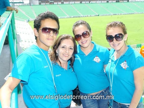 31072010 Gerardo, Margarita, Cynthia y Mirna.