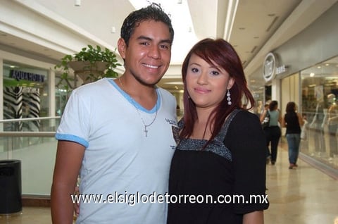 31072010 Julieta Espino y Arturo Ceniceros.