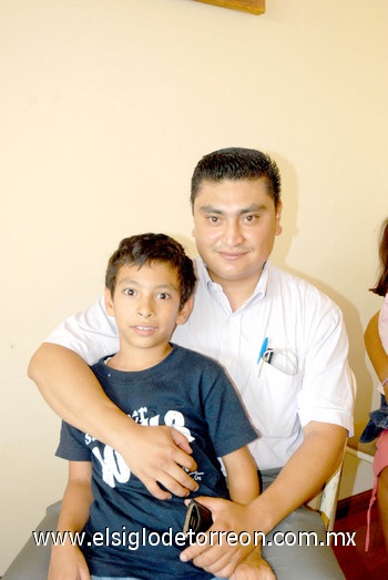 01082010 Rubén Rodríguez, Ana Laura, Manuel, Karlita y Juan Pablo Rodríguez.