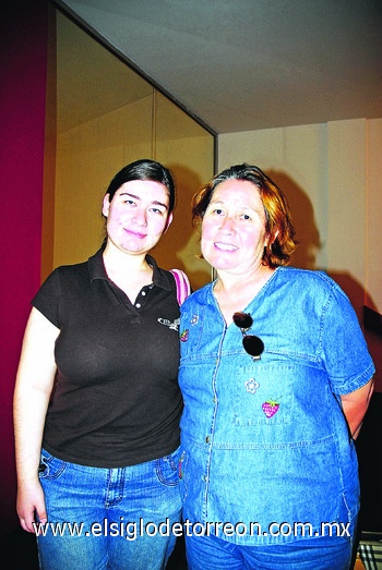04082010 Edith Poupard y Sol Hernández.