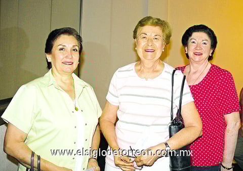 04082010 María Elena García, Rosa y Esperanza González.