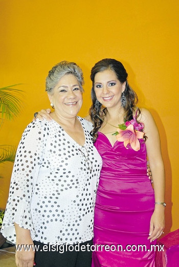 05082010 María Luisa Anaya y Mariana Anaya.