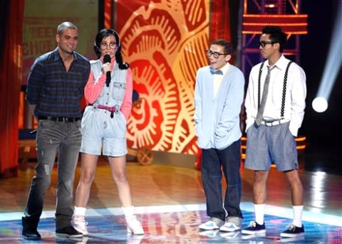 Katy Pery revivió sus momentos de colegiala con sus caracterizaciones.