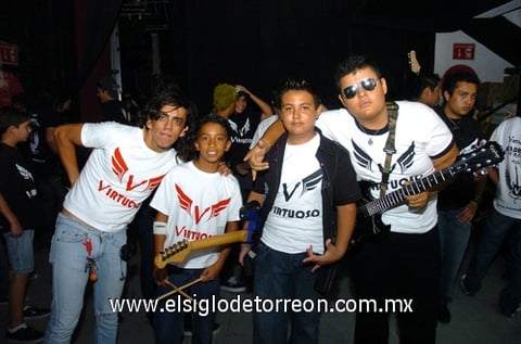08082010 Daniel, Andrés, Mario y Max.