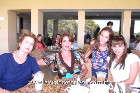 08082010 Rocío Jaidar, Laura Cárdenas, Fer Quintero, María Estela Sáenz de Cárdenas.
