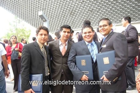 10082010 Eduardo García, Víctor de los Santos, Alfonso Zamora y José Posada, en reciente acontecimiento social.