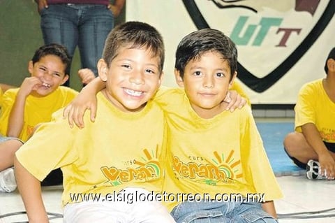 12082010 Argeniz Peña y Abel Salazar.