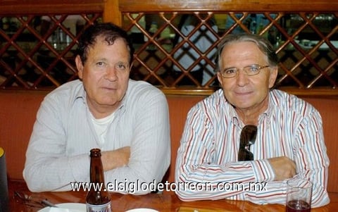 14082010 Rubén y Santiago, fueron captados en reciente evento social.