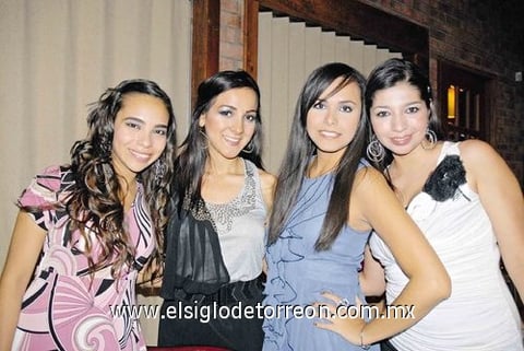 15082010 Anaís Ugarte, Talía Gutiérrez, Jimena Adame y Grace Hernández.