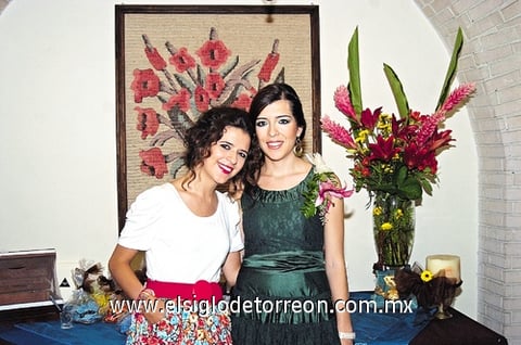 16082010 Ximena y Marlene Hernández Paniagua.