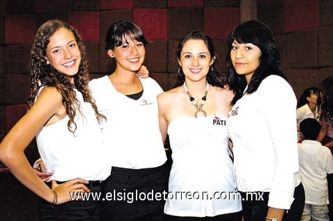Lorena, Najibeh, Paty y Gema.