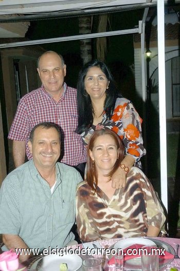 15082010 Eduardo, Guadalupe, Ricardo y Rocío.
