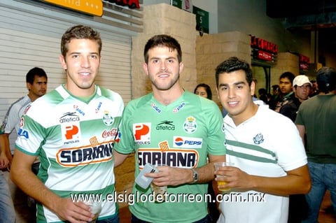 Pepe, Gabriel y Juan Francisco.