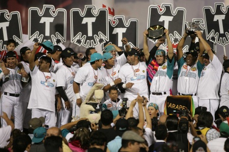 Masacraron sin piedad por pizarra de 21-2 a Pericos de Puebla.
