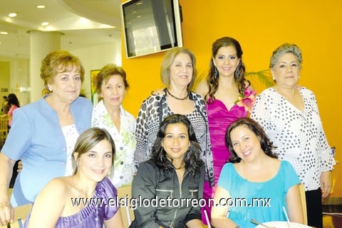17082010 Ana, Cristina, Edith, Tere, Nena, Lore, María Luisa y Mariana.