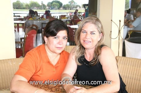 19082010 Susana y Karla.