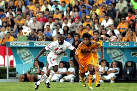 Rubén Omar Romano sufría desde el banquillo porque sentía nostalgia por ese equipo que apabulló a sus rivales en las primeras fechas.