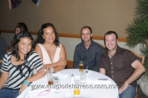 21082010 María Cerecero, More Barret, Juan Pablo Valencia y Juan Antonio de Alba.