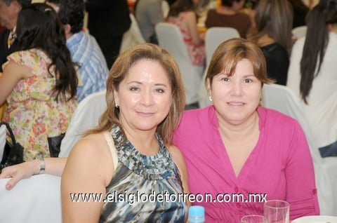 22082010 Josefina y Marisol.