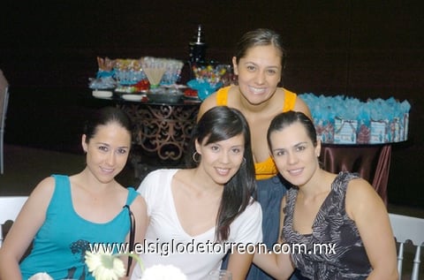 23082010 Mariana Sánchez, Lupita Soto, Elena Sáenz y Cristy Robles.