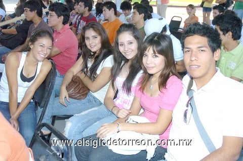 24082010 Ofelia Durán, Nidia Ávalos, Cecilia Nevares, Jéssica Orta y Neto Soto.