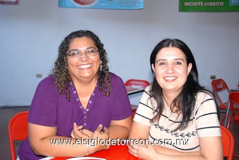 25082010 Cristy y Claudia.