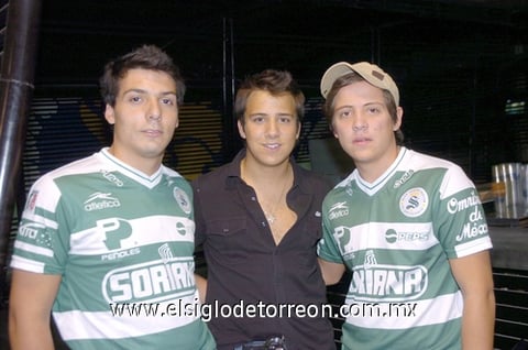 26082010 Carlos, Gonzalo y Guillermo.