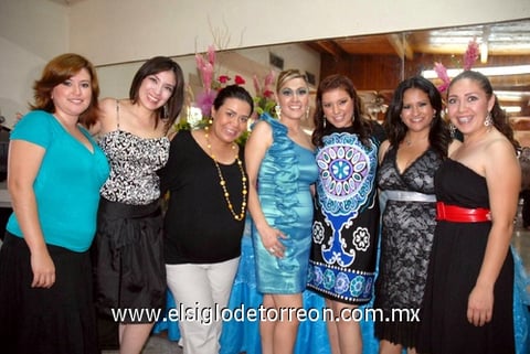 27082010 Fabiola, Érika, Aby, Haydé, Irous, Cynthia y Vianey fueron captadas en reciente acontecimiento social.