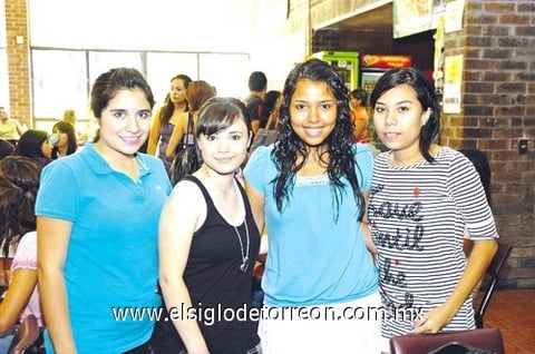 29082010 Lorena de la Torre, Angie García, Nereida Rosales y Lucero Guillén.