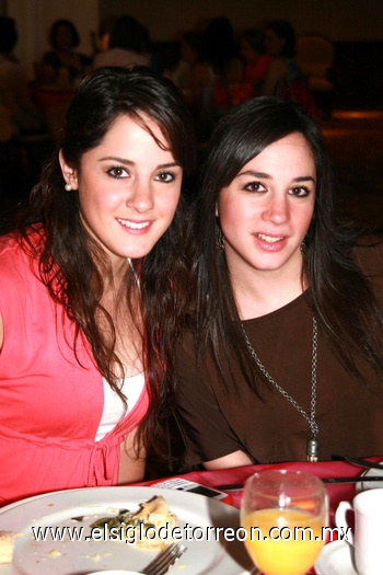 Mari Jose y Regina.