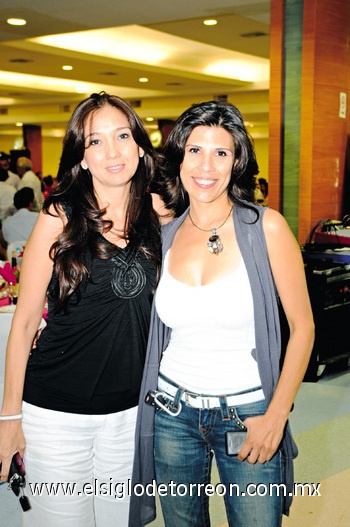 Sara y Angélica.