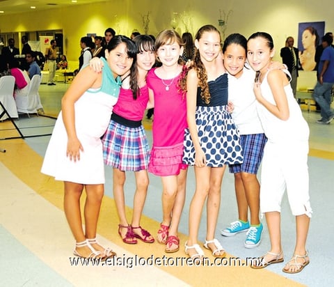 Frida, Luciana, Aitana, Ivanna, Bárbara y Paulina.