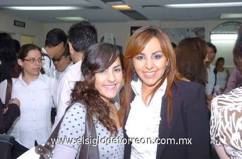 30082010 Lorena y Sharlene López.