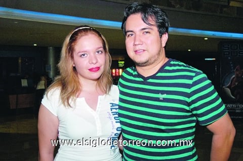 30082010 Érika Chavero y Federico Reynoso.