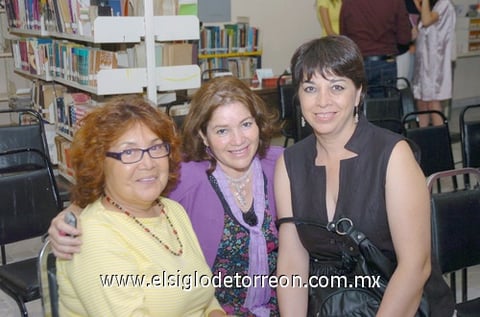 30082010 Arcelia de la Torre, Estrella Atilano y Arcelia Ayup.