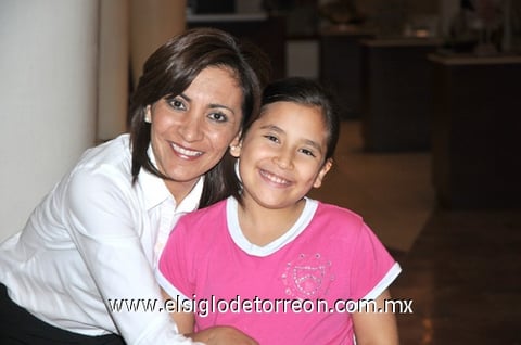 01092010 Renata Chapa e Ivana Muñoz.