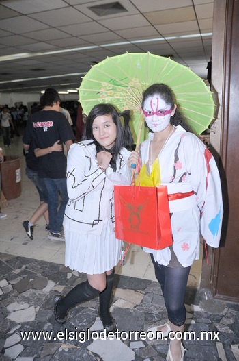 01092010 Eunice Guillén y Kimberly Almeida.