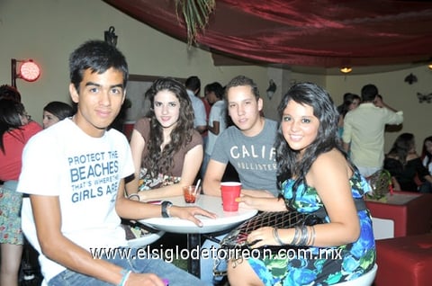 02092010 Cristian Flores, Laura Ávila, Alberto Díaz y Mónica Esparza.