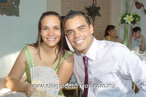 02092010 Luis Bernal y señora.