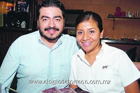 02092010 José Manuel Aldama y Maribel García.