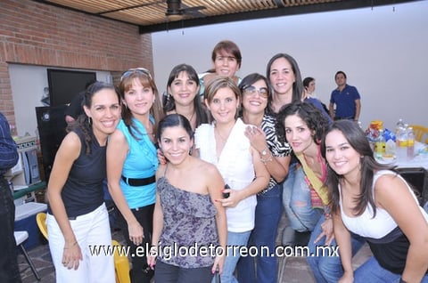 03092010 Reunidos. Nucy, Mara, Cecilia, Bety, Sofía, Violeta, Sofía, Eliana, Marcela e Ileana.