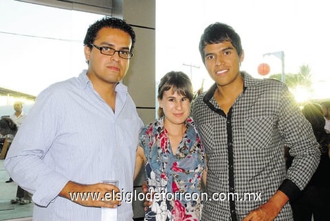 05092010 Jorge, Cristina y Mauricio.