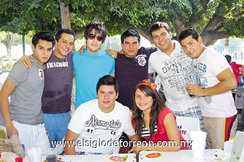 05092010 Alejandro, Alejandro, Javier, Luis, Mike, Memo, Fernanda y Rafa.