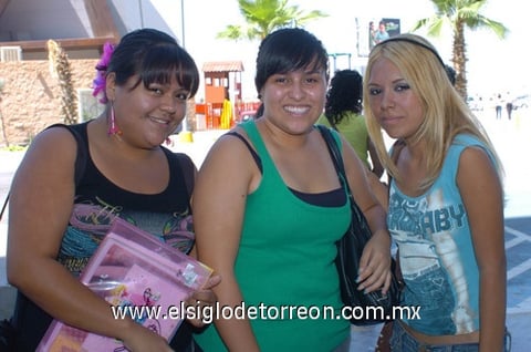 05092010 Lizeth Cerrillo, Fernanda Alba y Natalia Cardoza.  EL SIGLO DE TORREÓN/JESÚS GALINDO