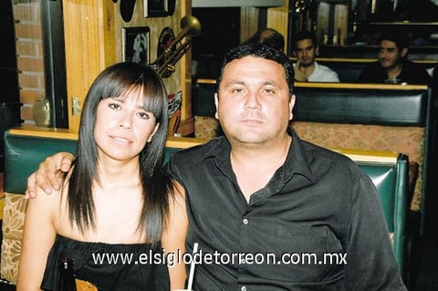 05092010 Paola Guevara y Alfredo Murra.